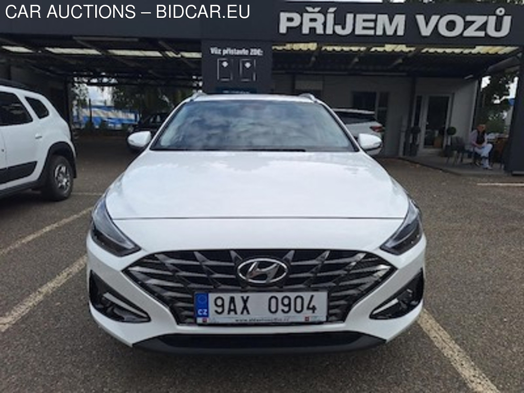 Hyundai I30 1.5i CVVT Family Smart kombi