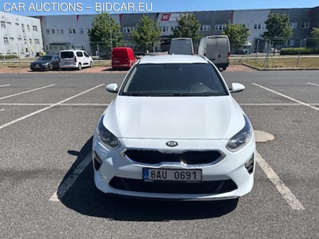 Kia Ceed 1.6 CRDi 100kW MHEV Fresh SW