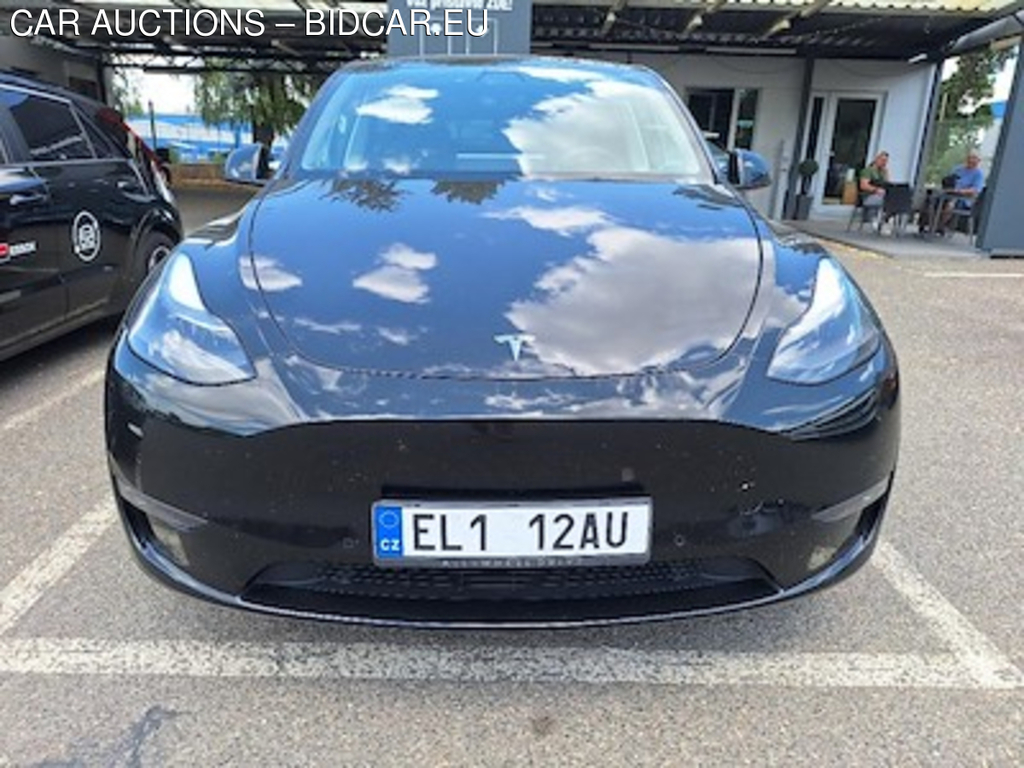 Tesla Model Long Range