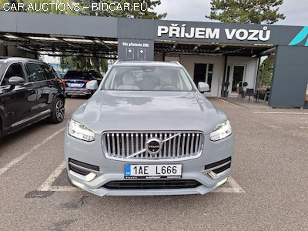 Volvo XC90 B6 AWD benzin Plus Bright Auto
