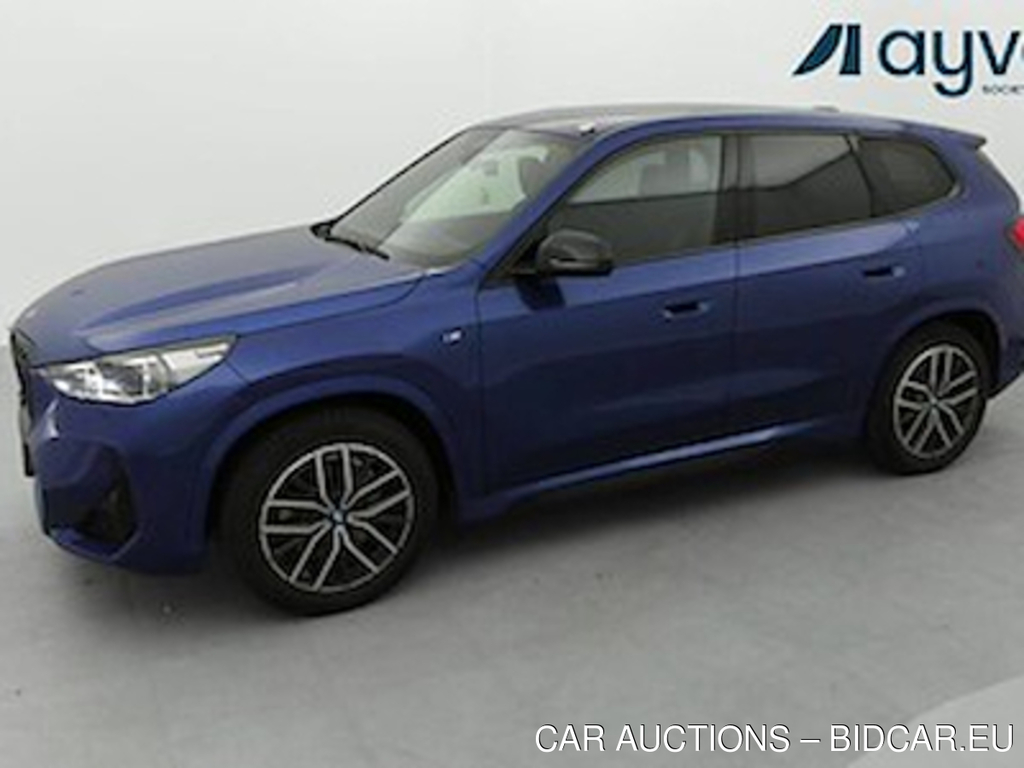 BMW Ix1 30 67 kwh m-sport 313 CV Premium Pack Pro, Comfort Pack, Attelage, Driving Assistant Pack
