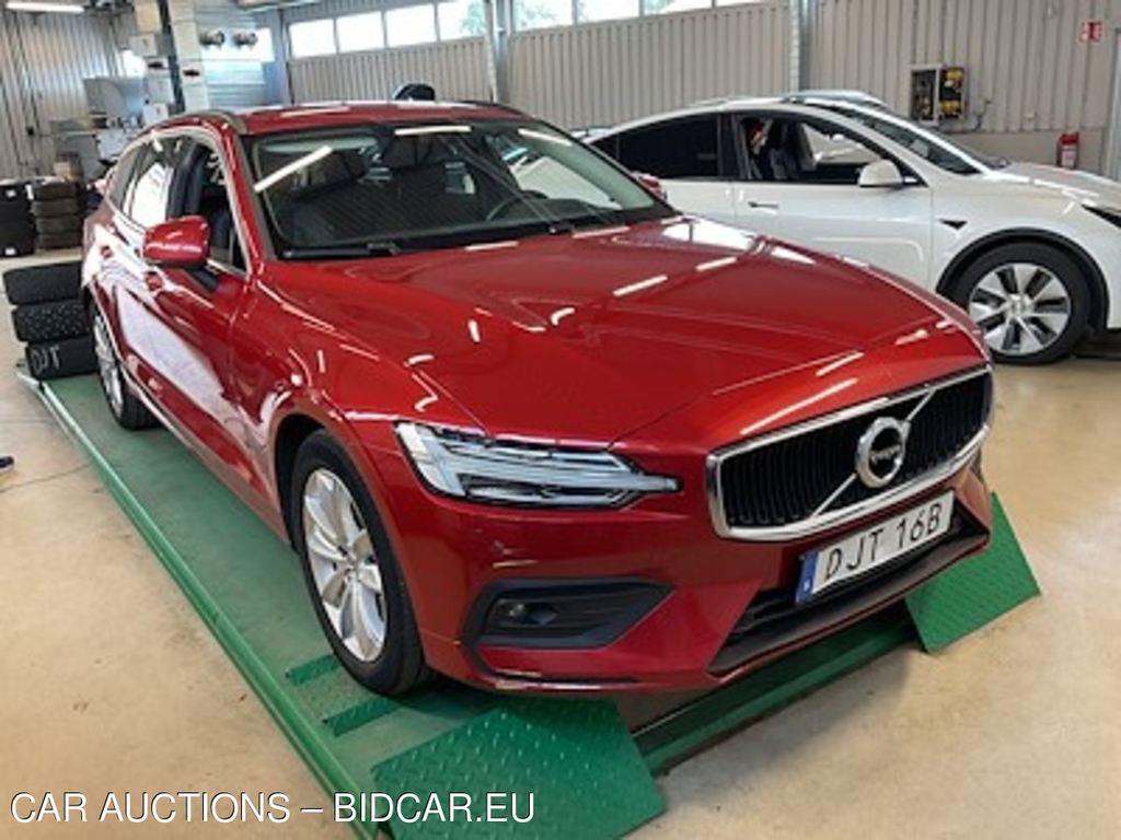 Volvo V60 B4 Momentum Adv Drag VOC Nav H&K Akustik Forarass
