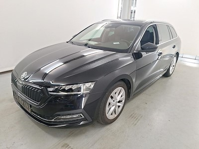 Skoda Octavia combi 2.0 CRTDI 110KW DSG7 CLEVER Power opening and closing rear hatch + Sleep