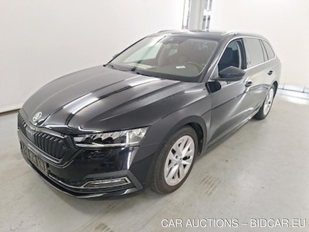 Skoda Octavia combi 2.0 CRTDI 110KW DSG7 CLEVER Power opening and closing rear hatch + Sleep