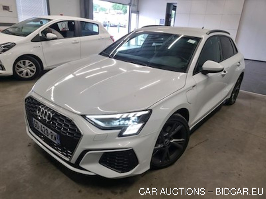 Audi A3 sportback A3 Sportback 40 TFSI e 204ch S line S tronic 6