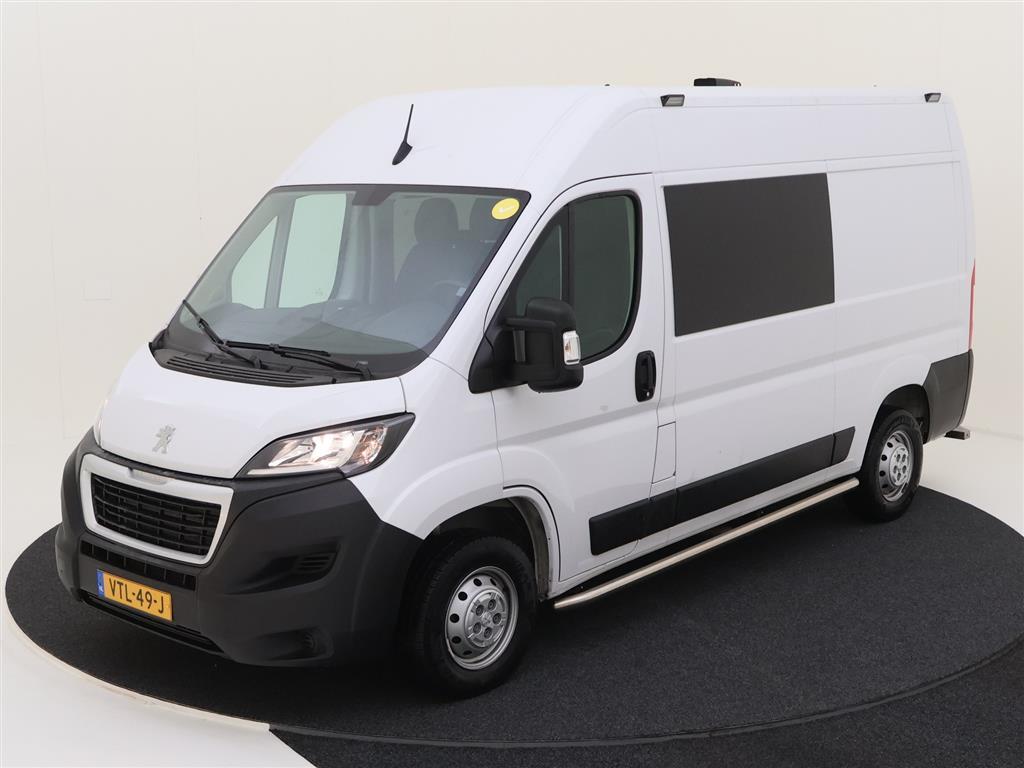 Peugeot Boxer 2.2 BLUEHDI 140 L2H2 3.3T DC TREKHAAK, 2023