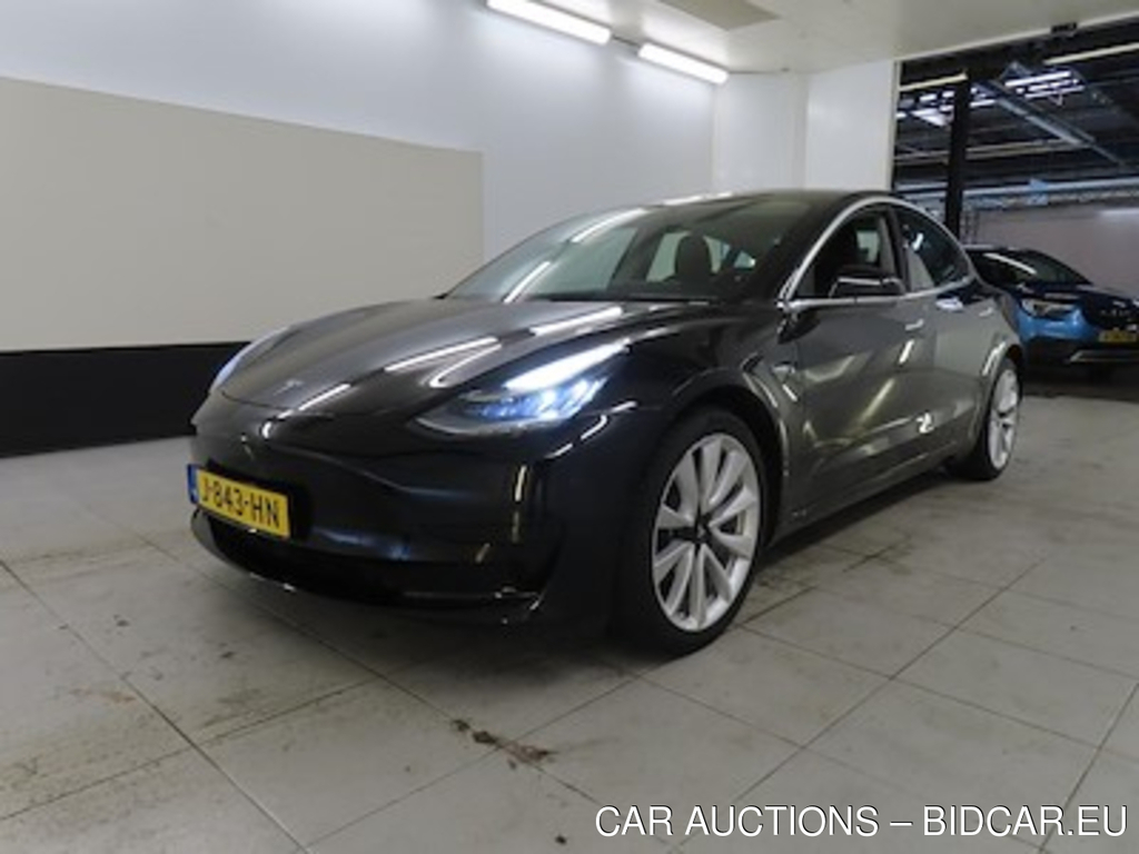 Tesla Model 3 Standard Range Plus RWD 4d