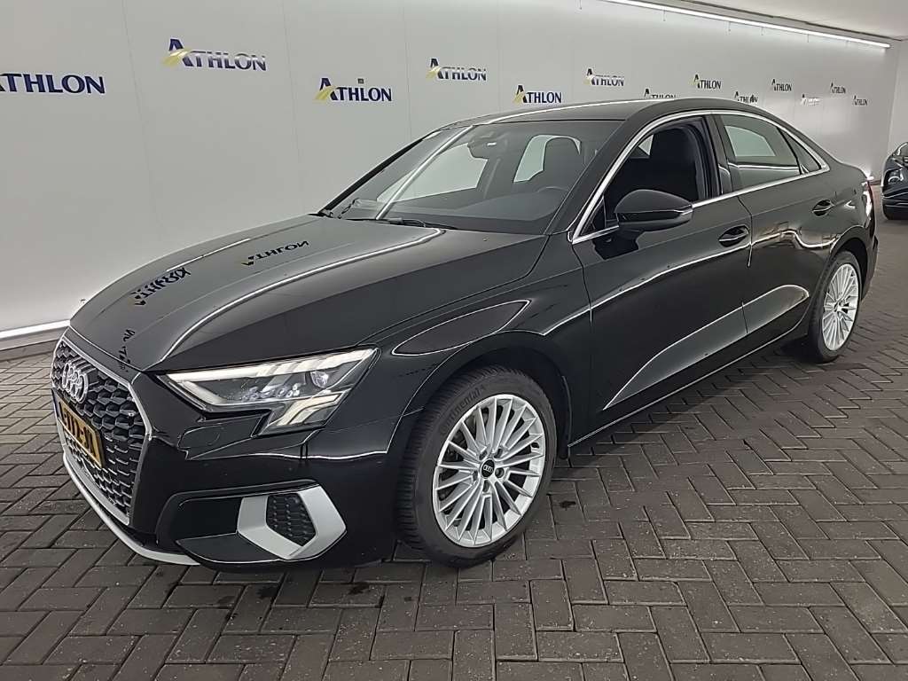 Audi A3 Limousine 30 TFSI S TRONIC BUSINESS EDITION 4D 81KW, 2021