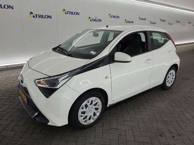 Toyota Aygo 1.0 VVT-I X-PLAY 5D 53KW, 2021