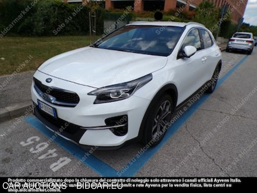 Kia xceed 1.6 crdi mhev high -
