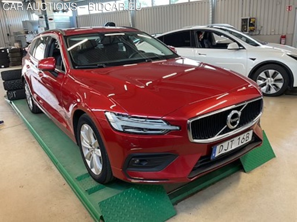 Volvo V60 B4 Momentum Adv Drag VOC Nav H&amp;K Akustik Forarass