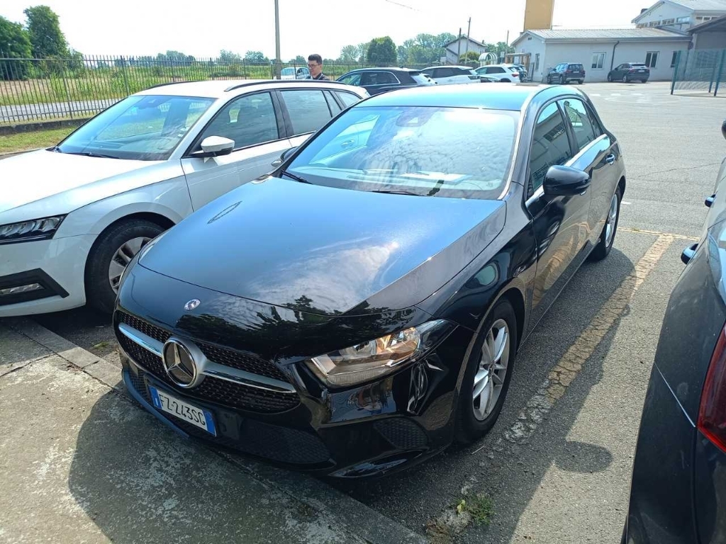 Mercedes-Benz Classe A A 180 d Automatic Business, 2019