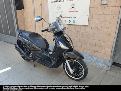 Piaggio beverly 300 police motociclo -