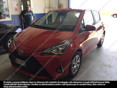 Toyota yaris PC 1.5 hybrid business -