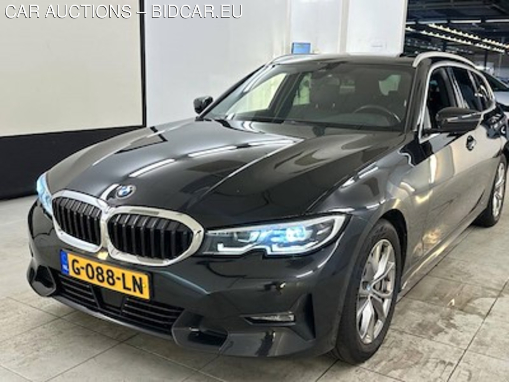 BMW 3-serie touring 330i 258pk Aut Introduction