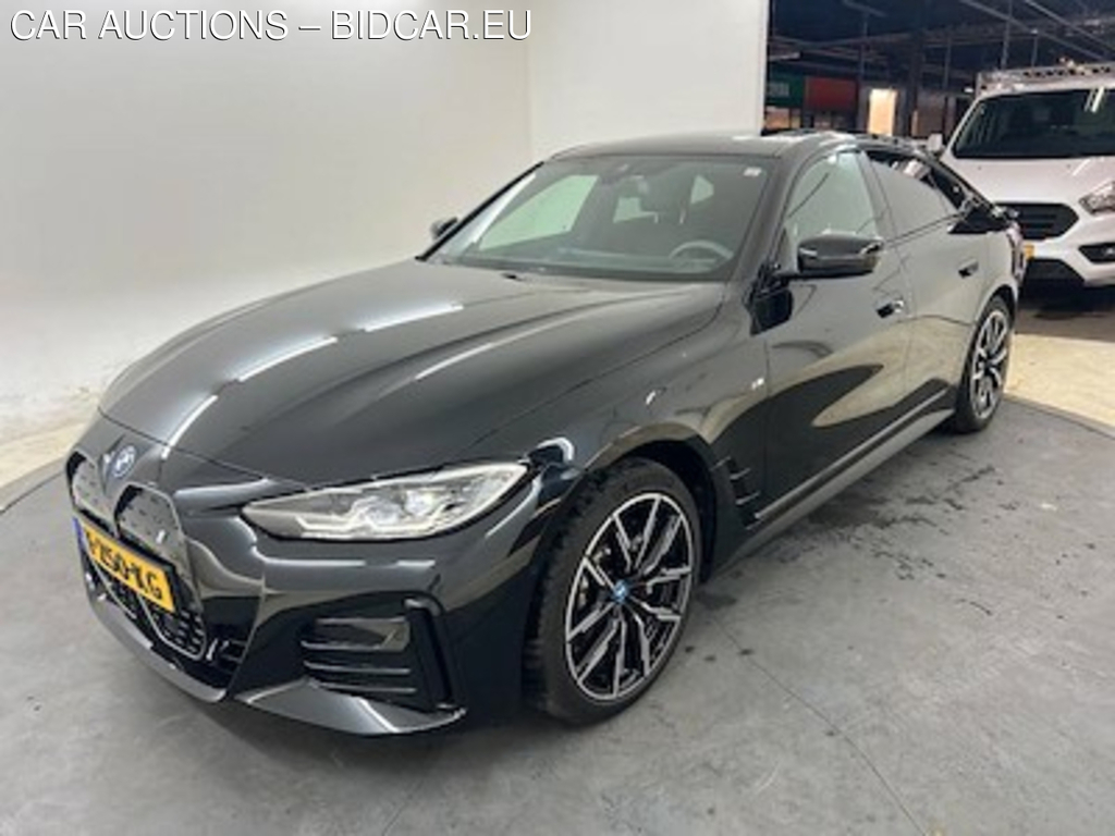 BMW I4 eDrive35