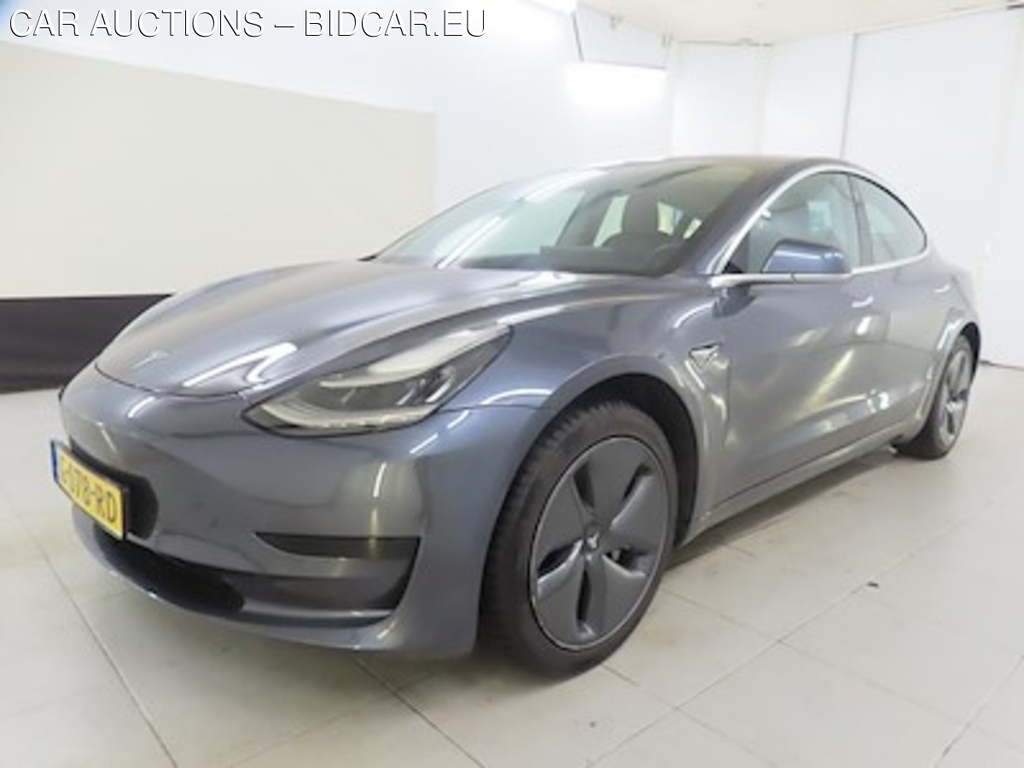Tesla Model 3 Standard Range Plus RWD 4d