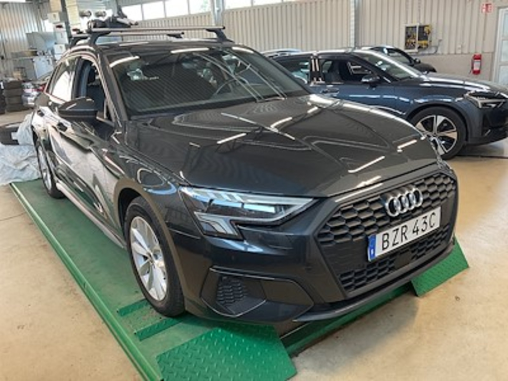 Audi A3 sportback 30 TFSI Proline Cockpit Sportback