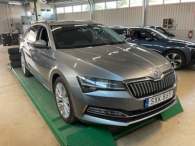 Skoda Superb iV Kombi 1.4 Plug-In Business Style Drag Paket