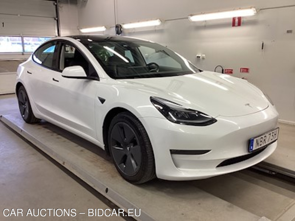 Tesla Model 3 Long Range AWD Pano