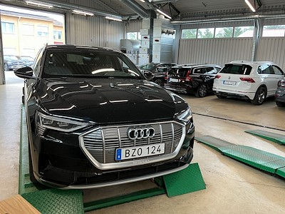 Audi E-Tron 55 Quattro Proline Drag Kamera Svart innertak Skinn