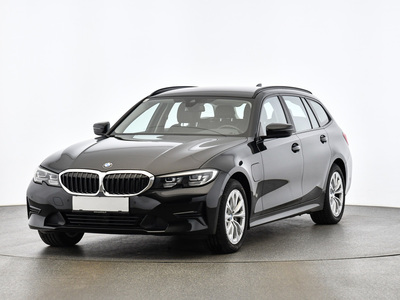 BMW 330e PHEV xDrive Touring Aut. (G21) Advantage, 2021