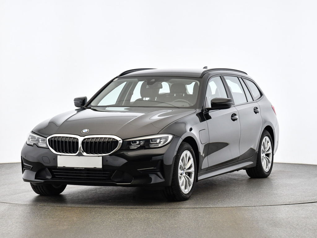 BMW 330e PHEV xDrive Touring Aut. (G21) Advantage, 2021