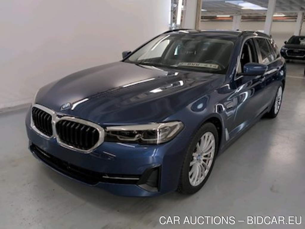 BMW 5 series touring 2.0 520E TOURING AUTO Business Driving Assisnt Professional Parking Assistant