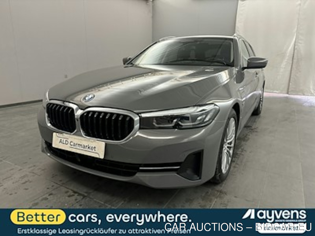 BMW 5er BMW 520e Touring Aut. Kombi, 5-turig, Automatik, 8-Gang