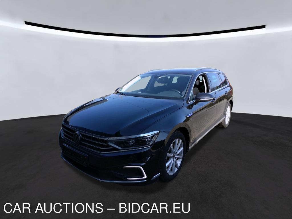 Volkswagen Passat VARIANT 1.4 TSI PLUG-IN-HYBRID DSG GTE, 2022