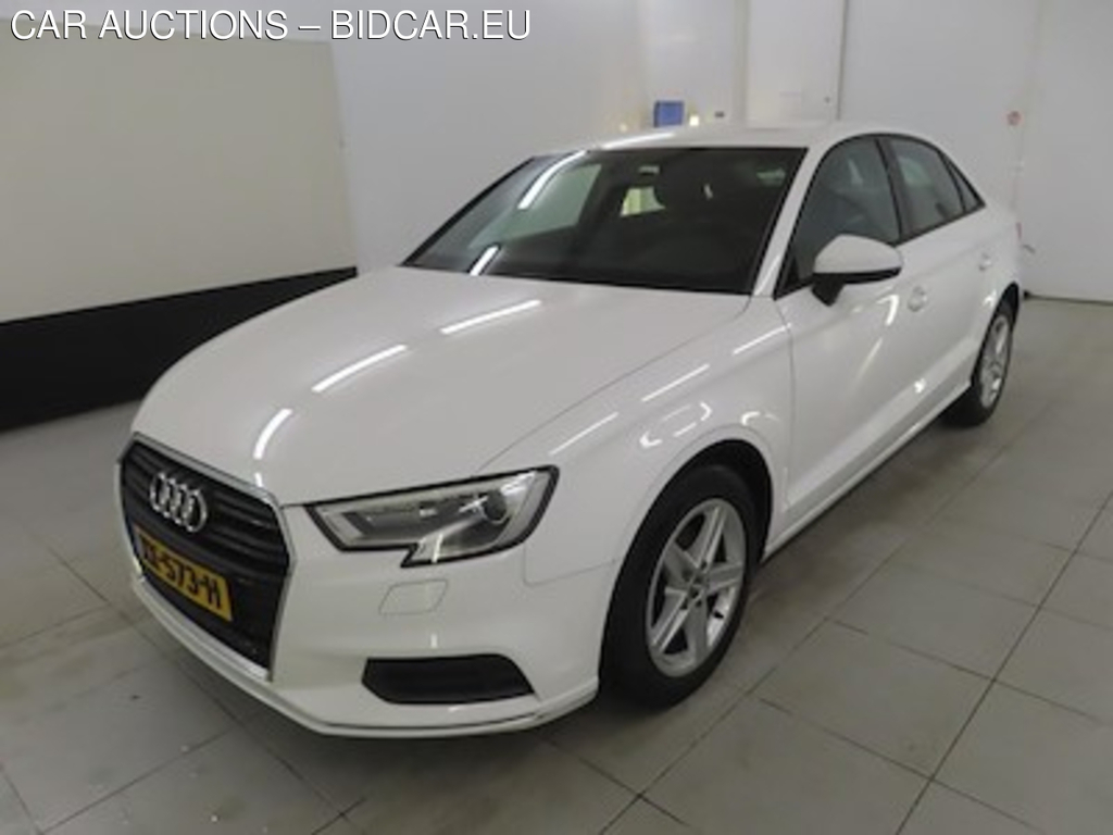 Audi A3 limousine 30 TFSI Pro Line 4d