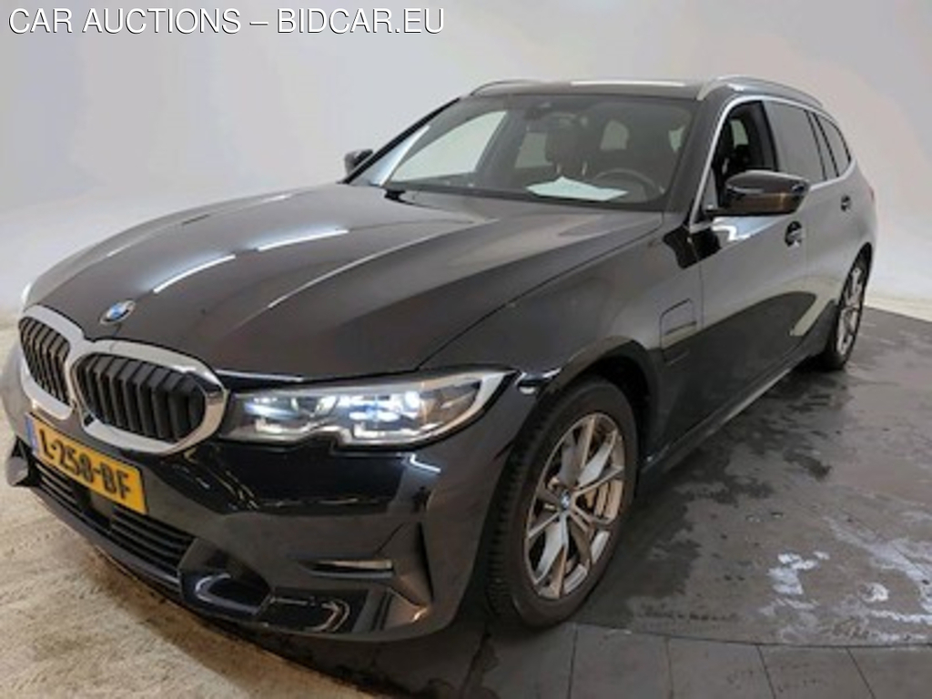 BMW 3-serie touring 330e