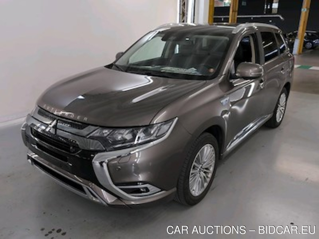 Mitsubishi Outlander - 2019 2.4i 4WD PHEV Business Edition SDA-NAV