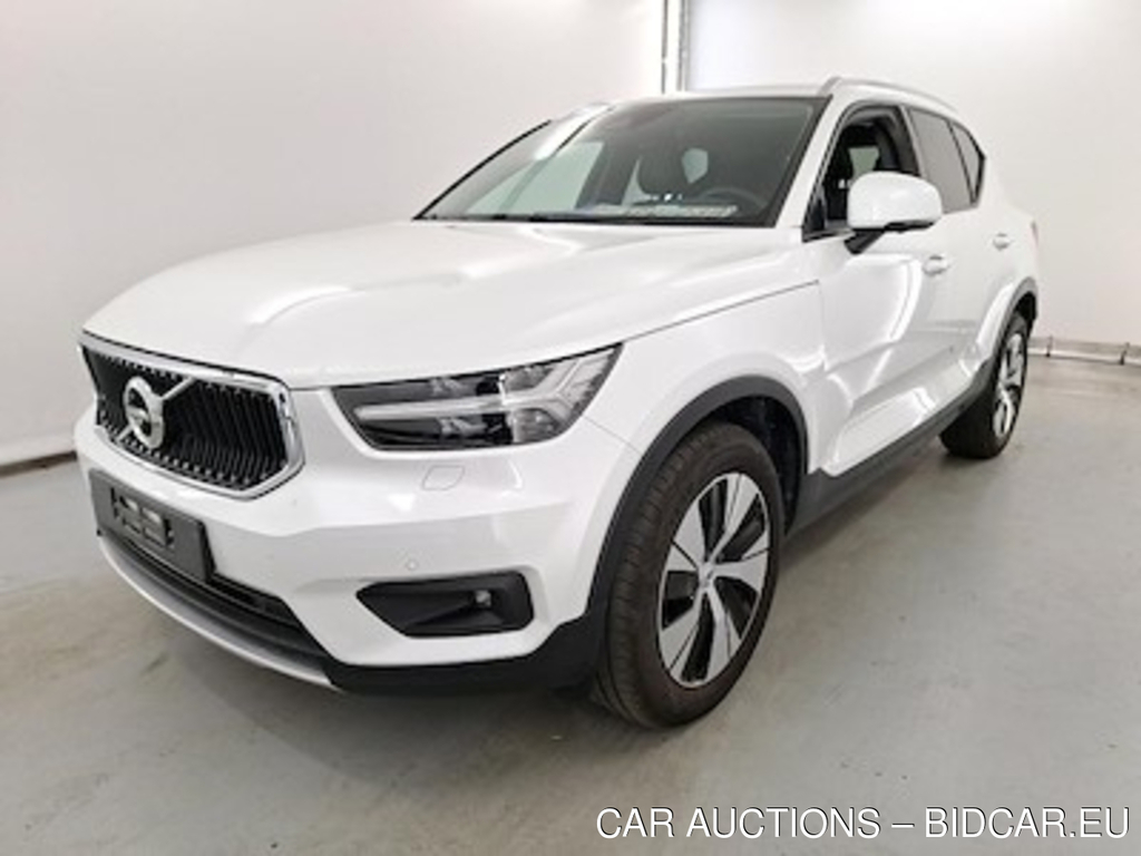 Volvo XC40 1.5 T3 Momentum Pro Light Lounge IntelliSafe Surround