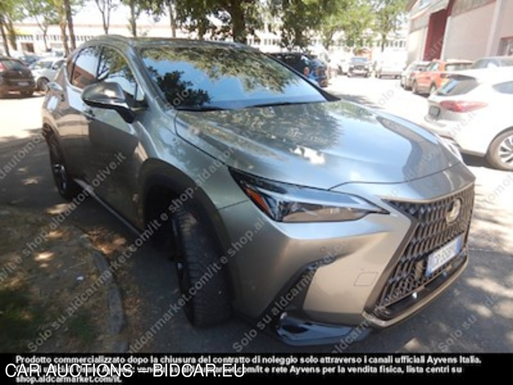Lexus NX plug-in premium 4wd sport -