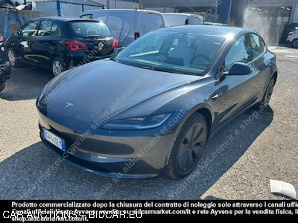 Tesla model 3 75 kwh long -