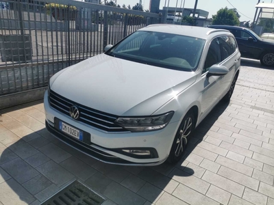 Volkswagen Passat Var. 2.0 TDI SCR EVO 110kW Executive DSG, 2022