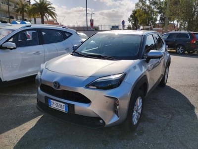 Toyota Yaris Cross 1.5H (116 CV) E-CVT Business, 2023