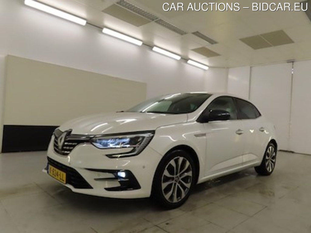 Renault Megane TCe 140 Business Edition One 5d