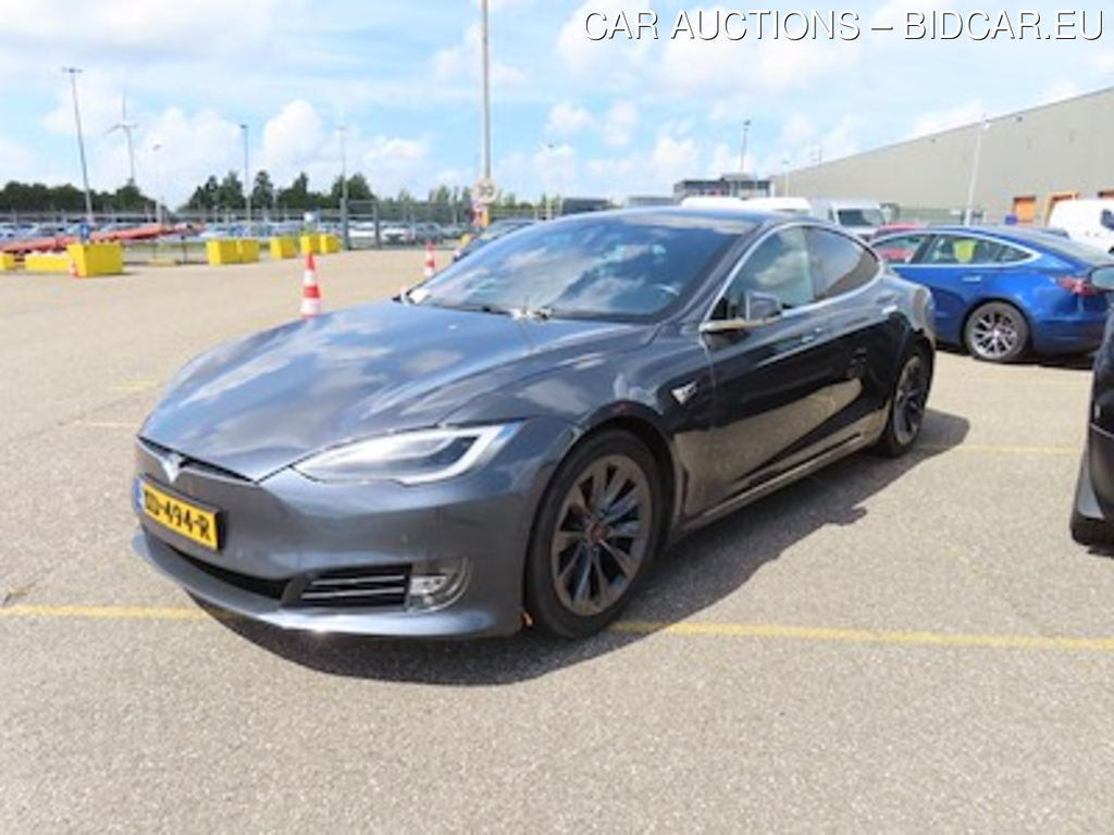 Tesla Model S 75 kWh All-Wheel Drive - HV CHARGING CONNECTION, HEAD LIGHT AND CHAIR FRAME BROKEN