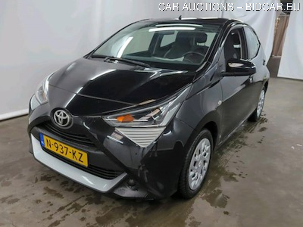 Toyota Aygo 1.0 VVT-i x-play