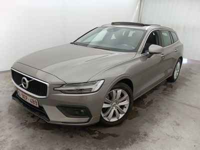 Volvo V60 diesel - 2018 V60 2.0 B4 MOMENTUM PRO GEARTRONIC, 2021