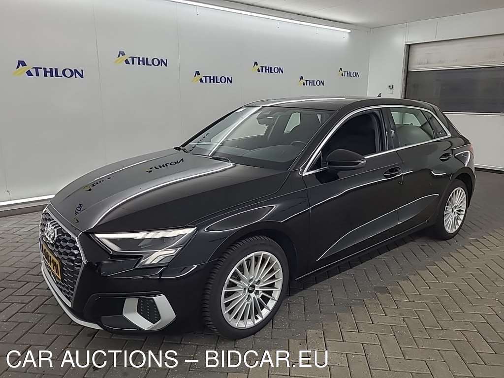 Audi A3 Sportback 35 TFSI S TRONIC BUSINESS EDITION 5D 110KW, 2021