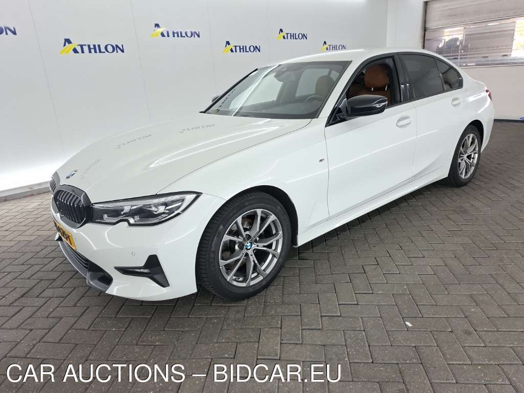 BMW 3 SERIE SEDAN 318D 4D 110KW, 2019
