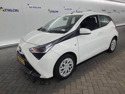 Toyota Aygo 1.0 VVT-I X-PLAY 5D 53KW, 2021