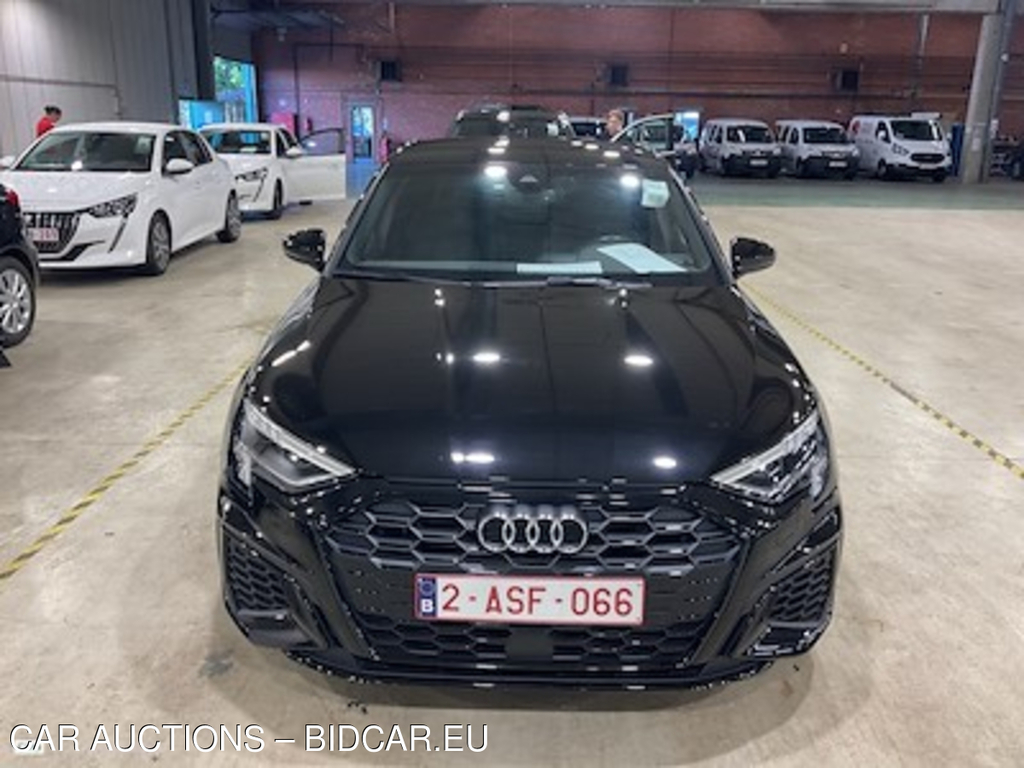 Audi A3 sportback 1.4 45 TFSI E S TR. COMPETITION SPORTB. Platinium