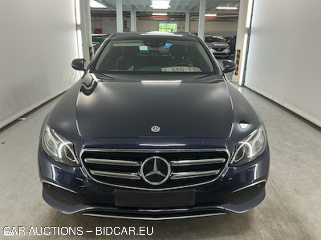 Mercedes-Benz Classe E diesel w213 E 200 d Business Solution STOCK Assistance a la conduite Plus