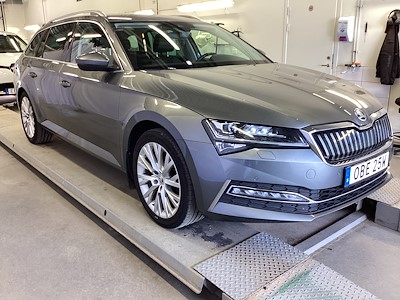 Skoda Superb iV Kombi 1.4 Plug-In Business Style Drag Paket