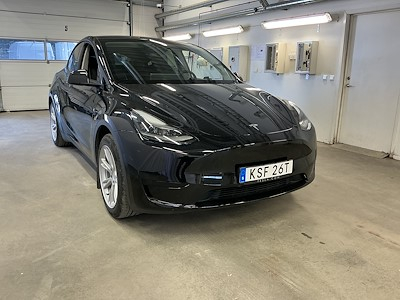 Tesla Model Y Standard Range RWD Drag
