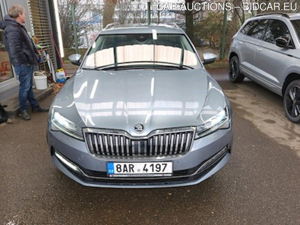 Skoda Superb 2.0 TDI 140kW 4x4 Style Combi DSG